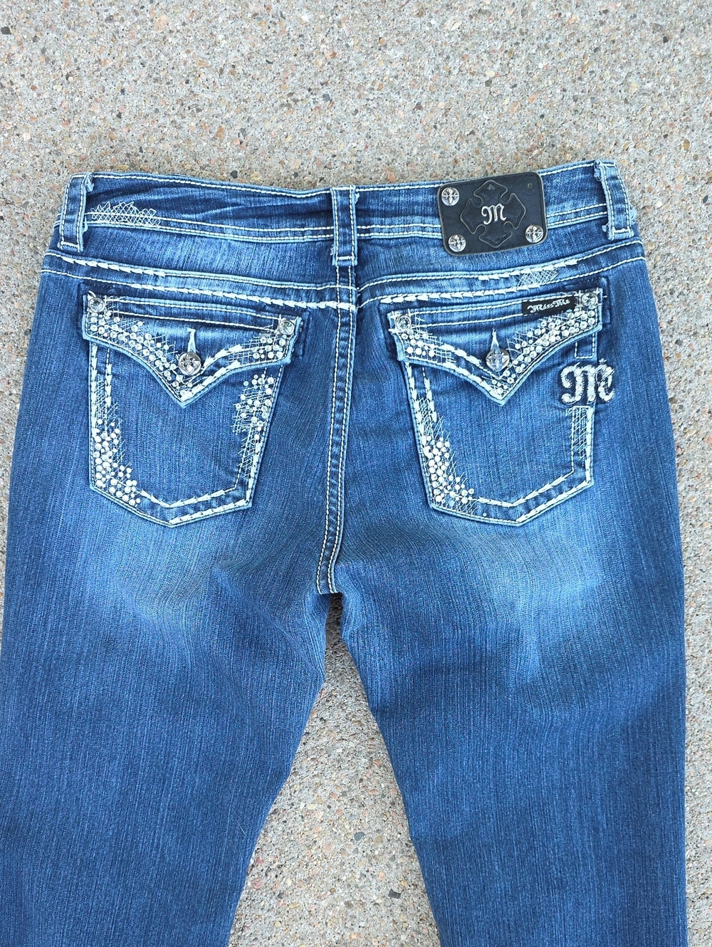 Miss Me JE5759EL Embellished Bling Rhinestone Easy Bootcut Jeans Size 32 - Picture 4 of 16